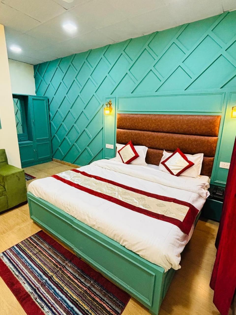 Hotel Amar Mussoorie Luaran gambar
