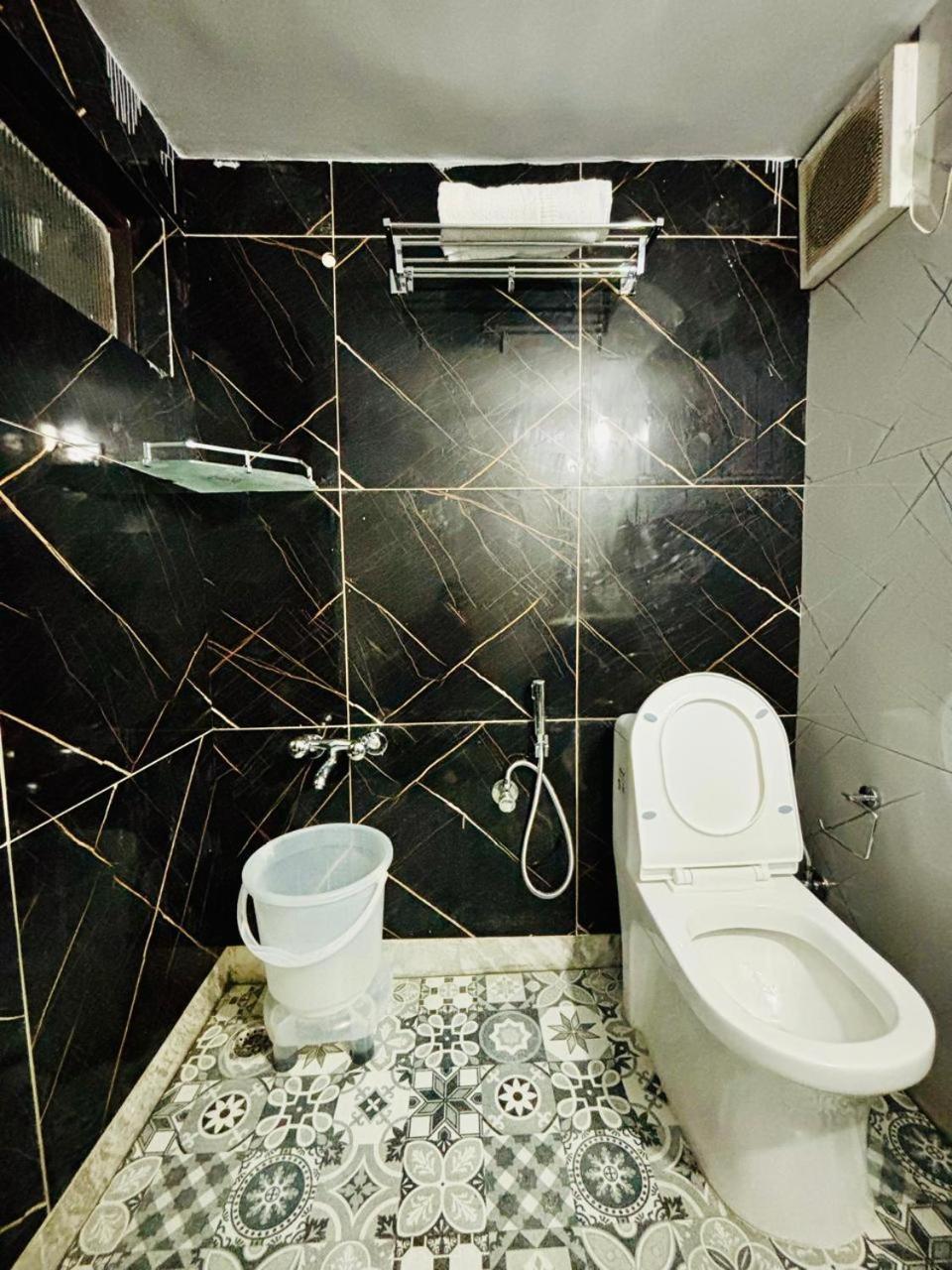 Hotel Amar Mussoorie Luaran gambar
