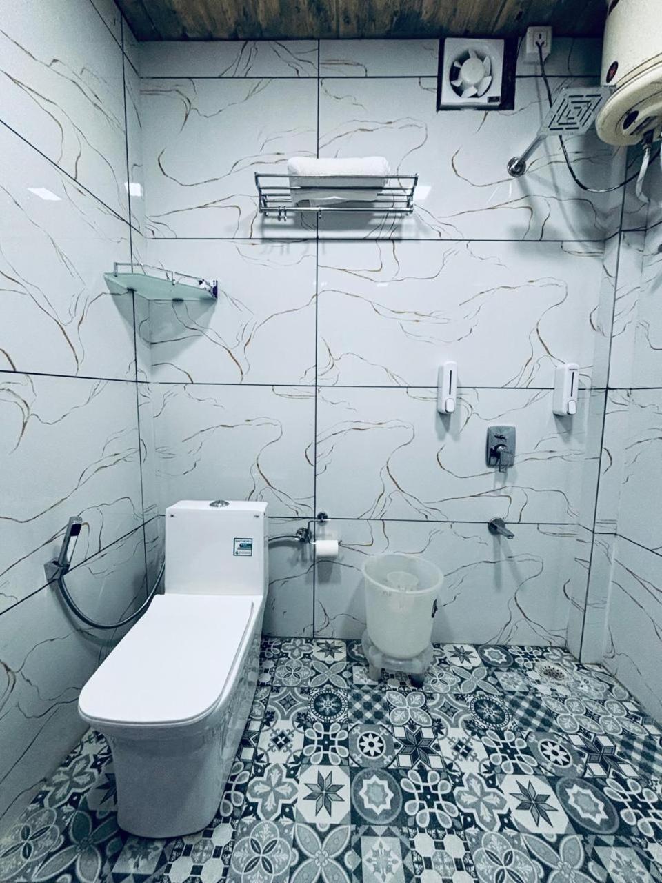 Hotel Amar Mussoorie Luaran gambar