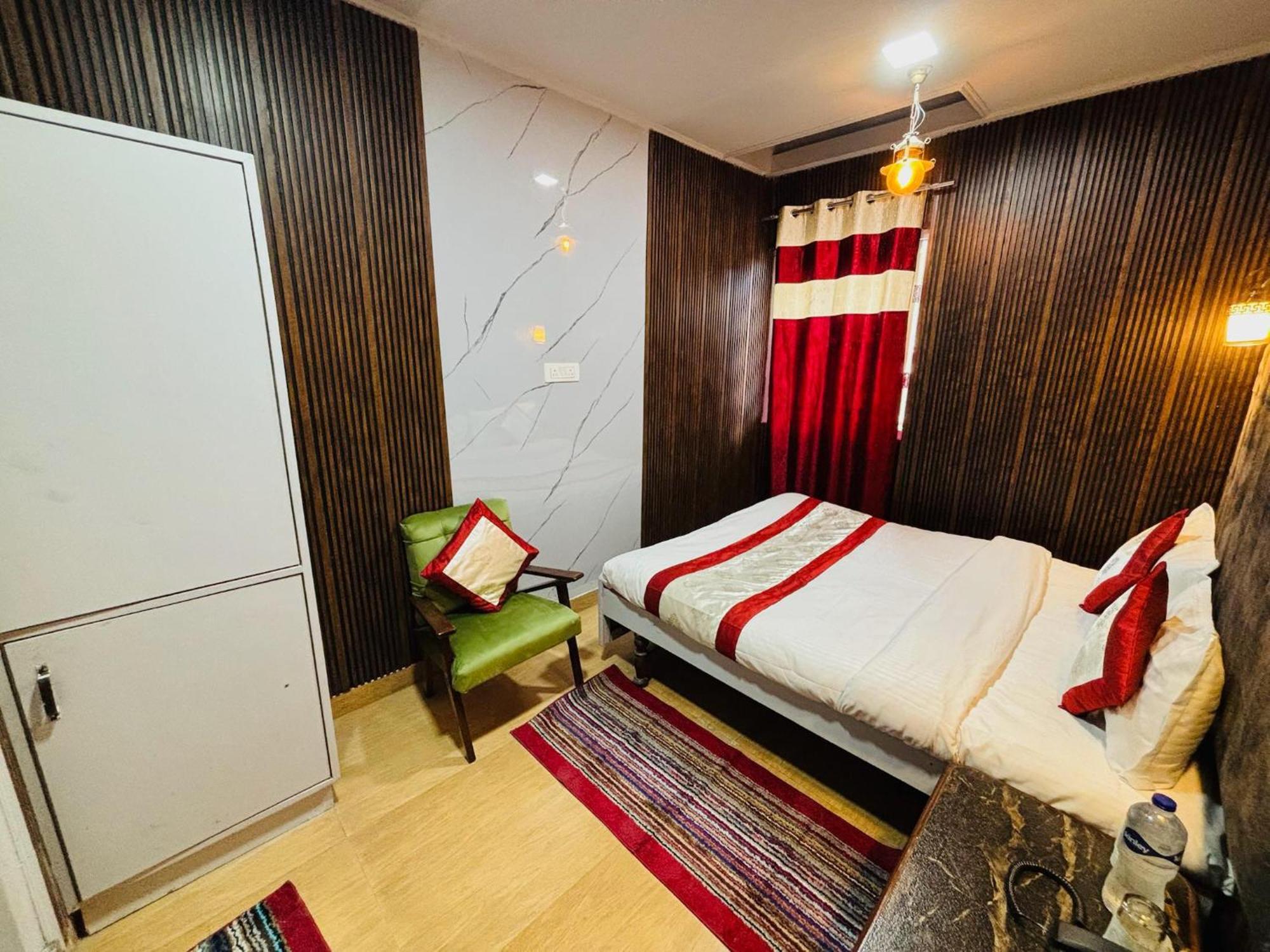 Hotel Amar Mussoorie Luaran gambar